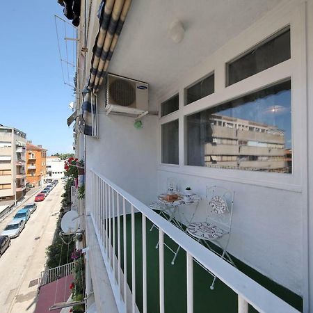 Apartman Lana In City Centre With Garage Zadar Buitenkant foto