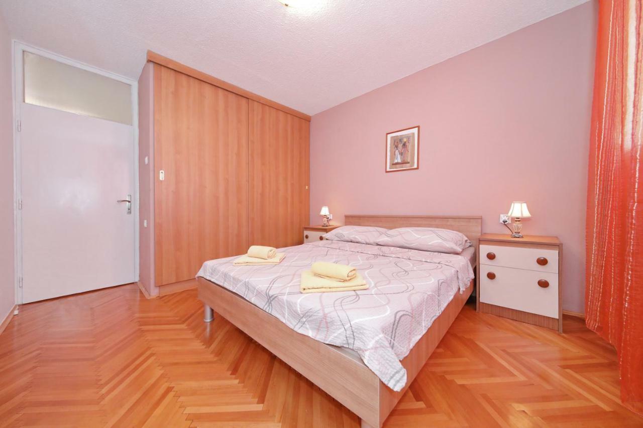 Apartman Lana In City Centre With Garage Zadar Buitenkant foto