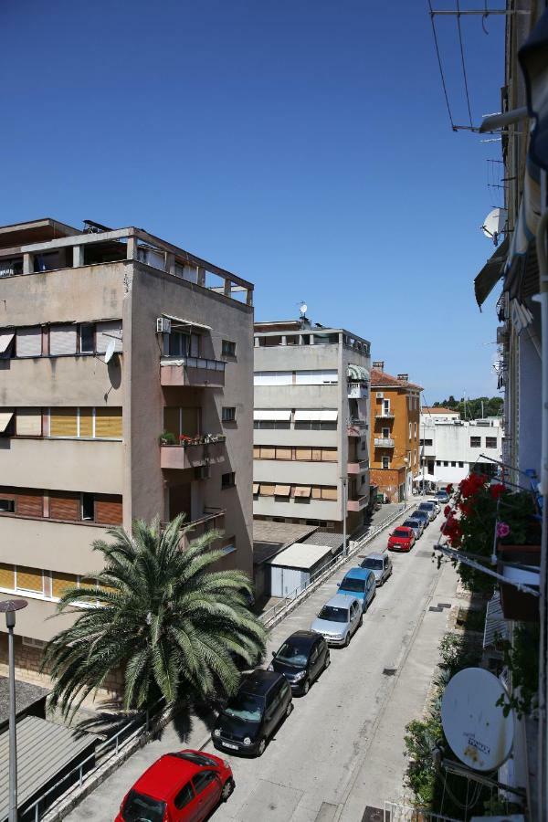 Apartman Lana In City Centre With Garage Zadar Buitenkant foto